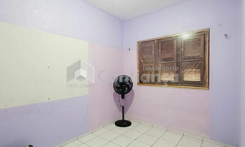 Casa À Venda No Bair...