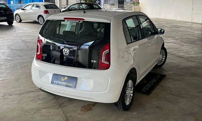 Volkswagen Up! Move ...