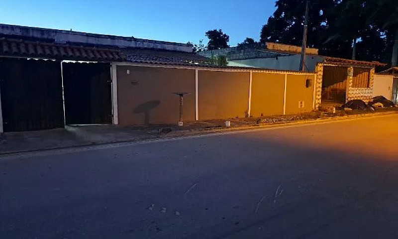 Casa Em Paraty, 3 Qu...