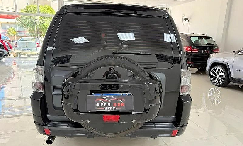 Mitsubishi Pajero Hp...
