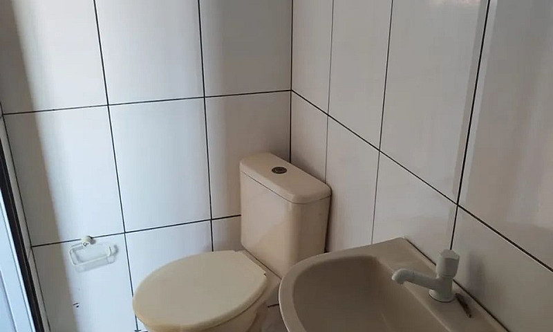Casa Com 2 Quartos C...