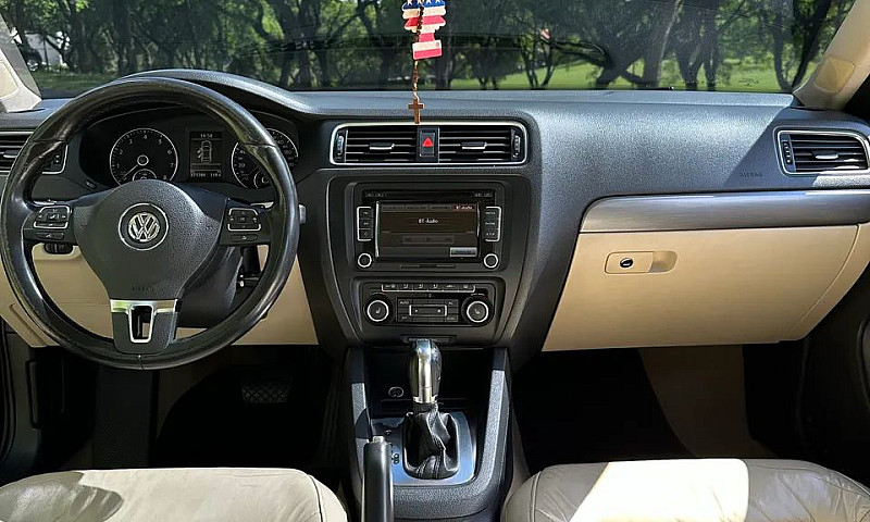 Volkswagen Jetta Hig...