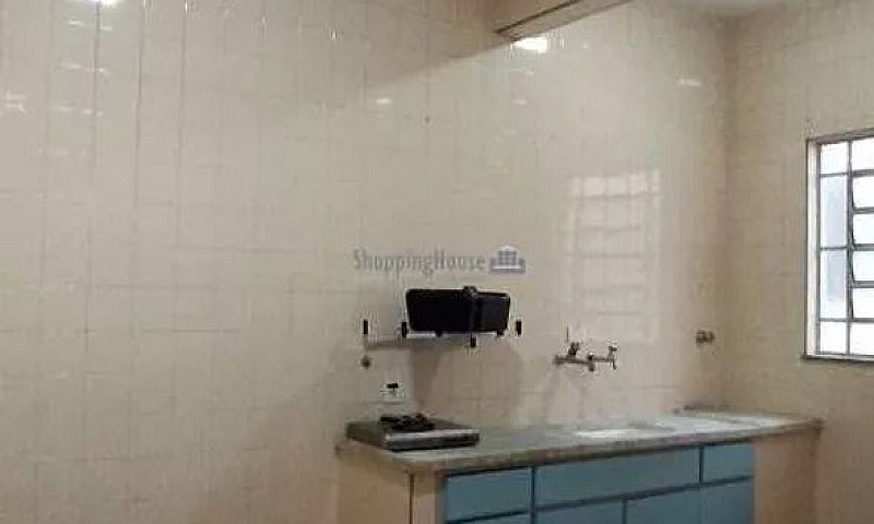 Casa Com 3 Dormitóri...