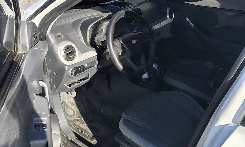 Chevrolet Montana Ls...