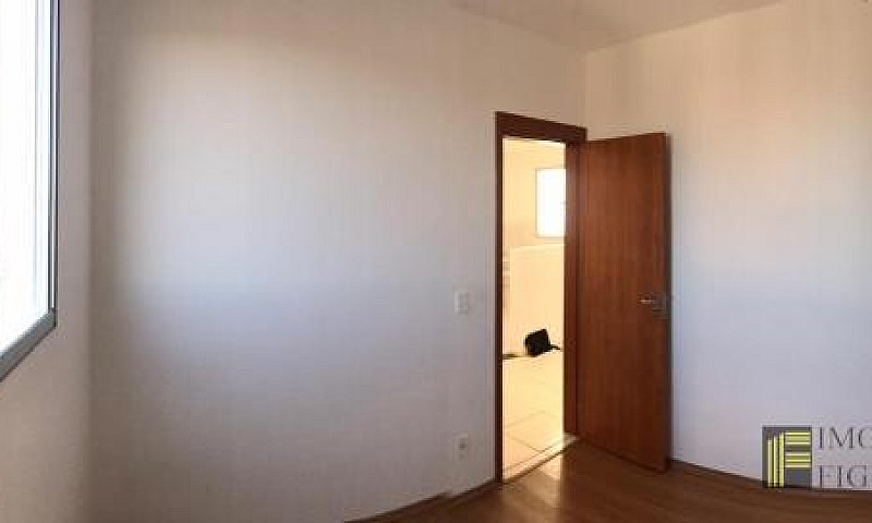 Apartamento Vila Ton...