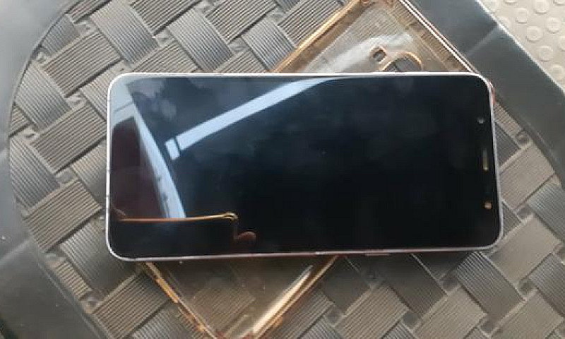 Samsung Galaxy J8 64...