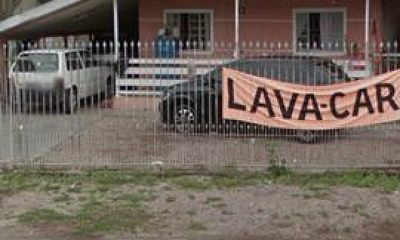 Vende-Se Casa...
