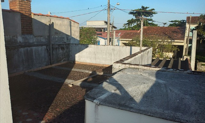 Vendo Casa Em Itanha...