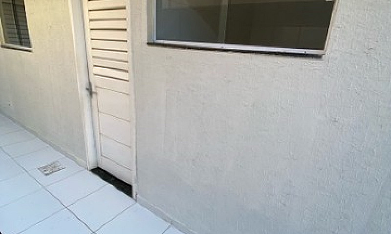 Alugo Apartamento Pr...