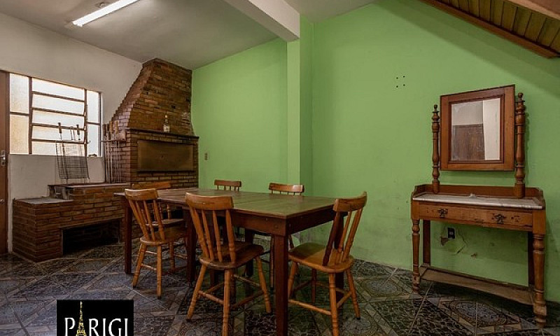 Casa Com 6 Dormitóri...