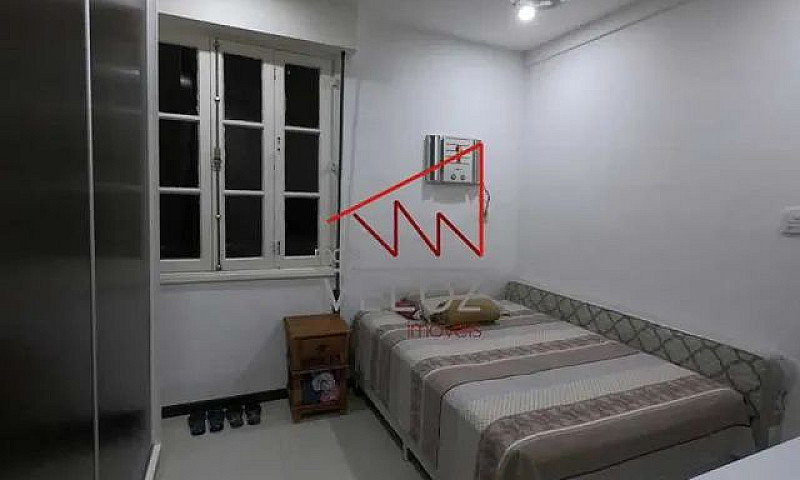 Apartamento-À Venda-...
