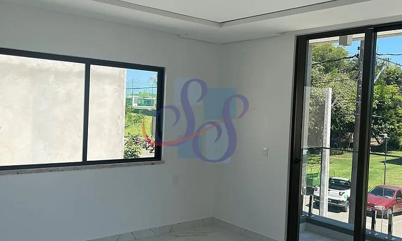 Linda Casa Com 4 Suí...