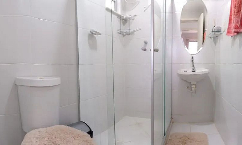 Apto. Mobiliado 2/4 ...