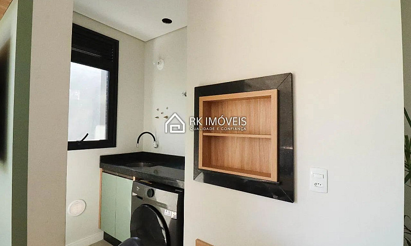 Studio Mobiliado E D...