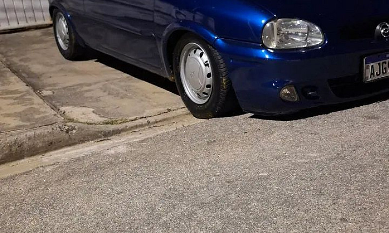 Chevrolet Corsa Wind...