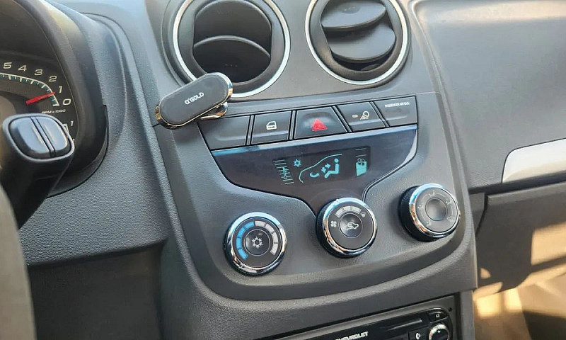 Chevrolet Montana Ls...