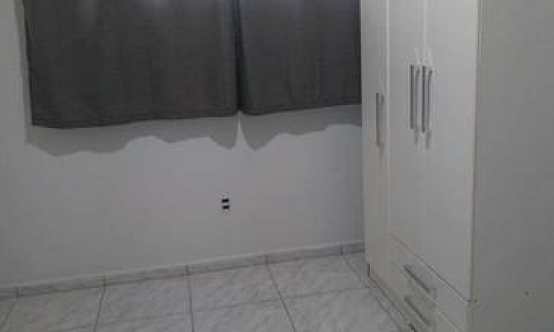 Alugo Quarto Em Test...