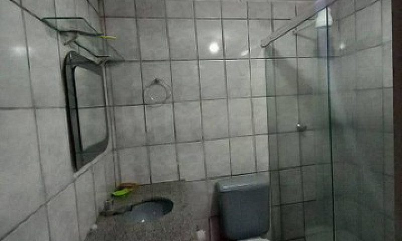 Casa Com 4 Dormitóri...