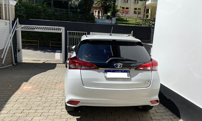 Vendo Yaris Xls 1.5 ...