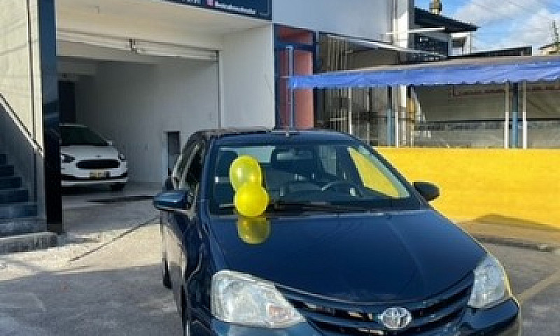 Toyota Etios Xs 1.5...