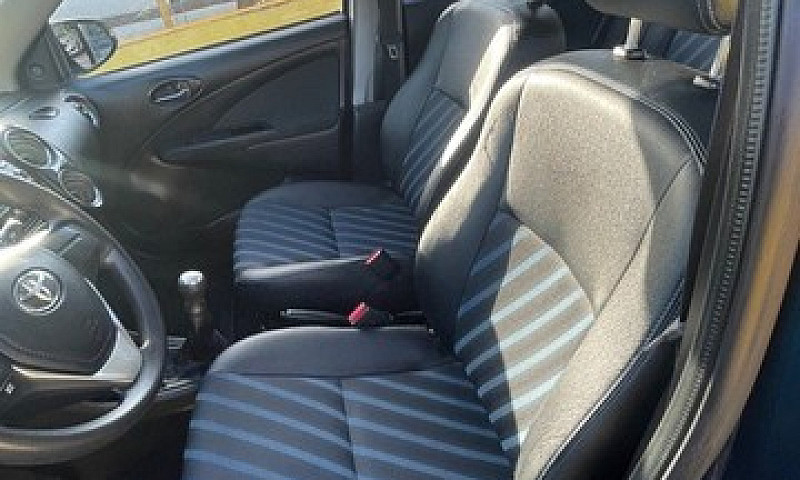 Toyota Etios Xs 1.5...