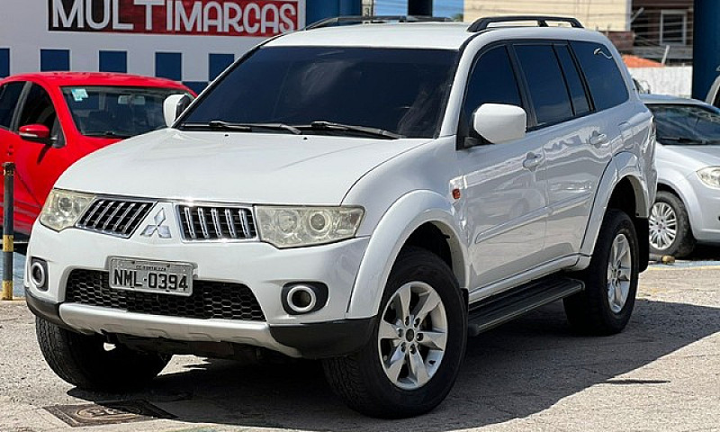 Pajero Dakar 2012 ...