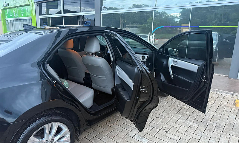 Toyota Corolla Xei 2...