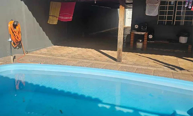 V* Casa Com Piscina ...