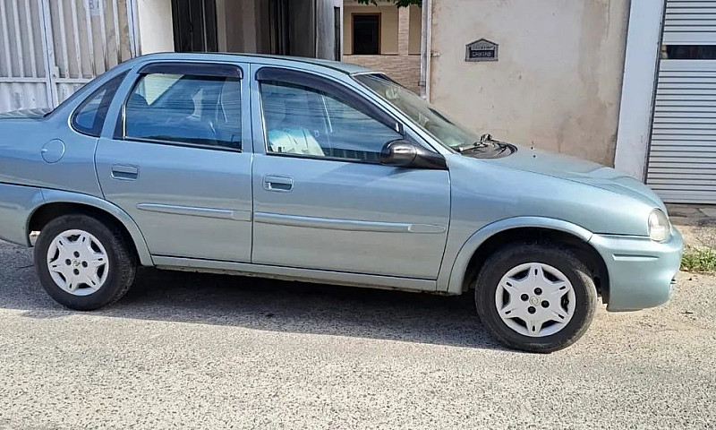 Chevrolet Corsa Sed....