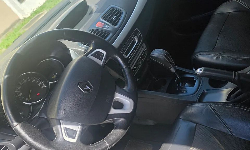 Renault Fluence Sed....