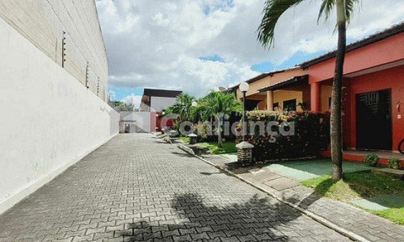 Casa À Venda No Bair...
