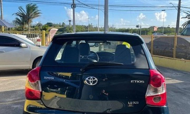 Toyota Etios Xs 1.5...
