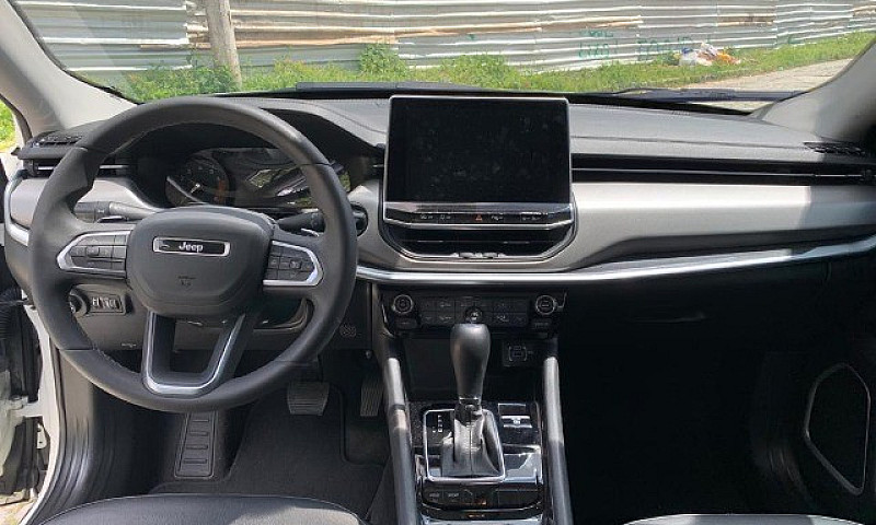 Jeep Compass 1.3 T27...