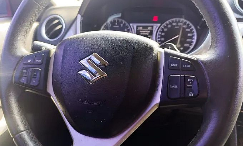 Suzuki Vitara 4You 1...