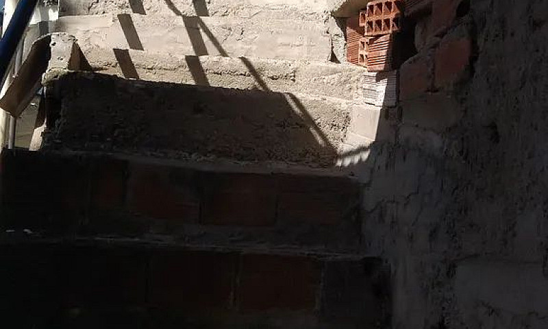 Aluga-Se Uma Casa ...