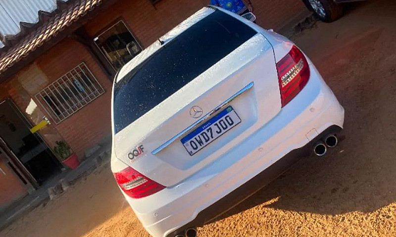 Mercedes-Benz C-200 ...