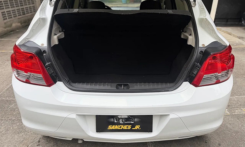 Chevrolet Onix Hatch...