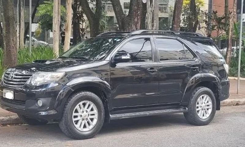 Toyota Hilux Sw4 Srv...