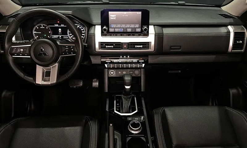 Mitsubishi Triton Hp...