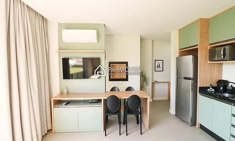 Studio Mobiliado E D...