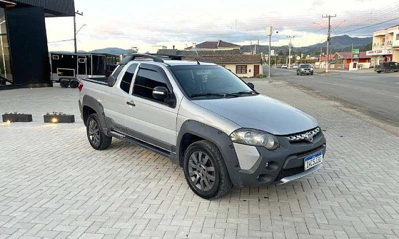 Strada Adventure C. ...