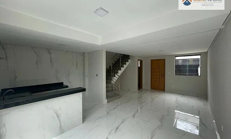 Casa Com 3 Quartos À...