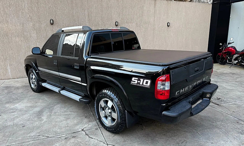 S10 Diesel 4X2 ...