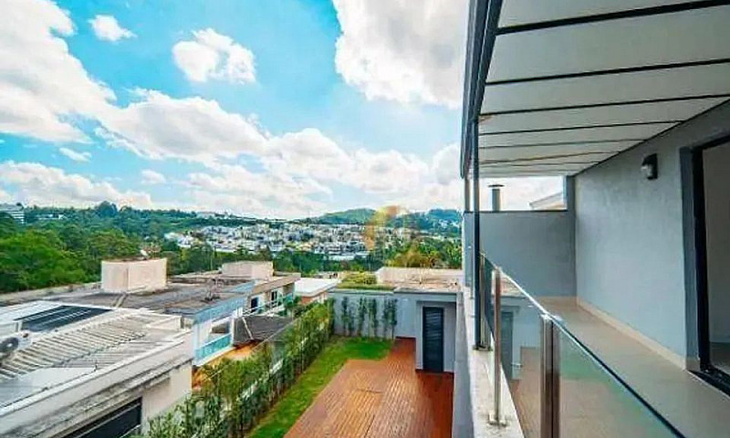 Casa Com 3 Dormitóri...