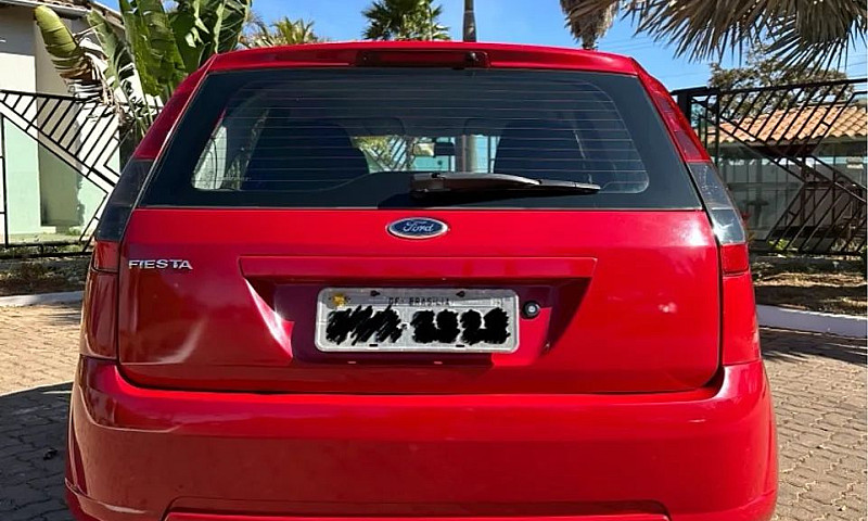 Ford Fiesta Se 13/14...
