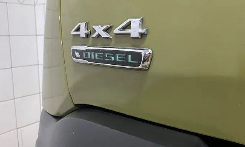 Jeep Renegade Longit...