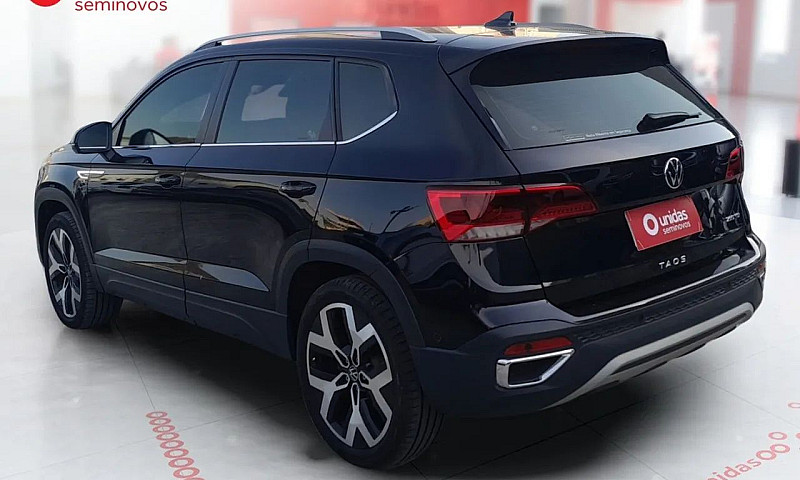 Volkswagen Taos High...