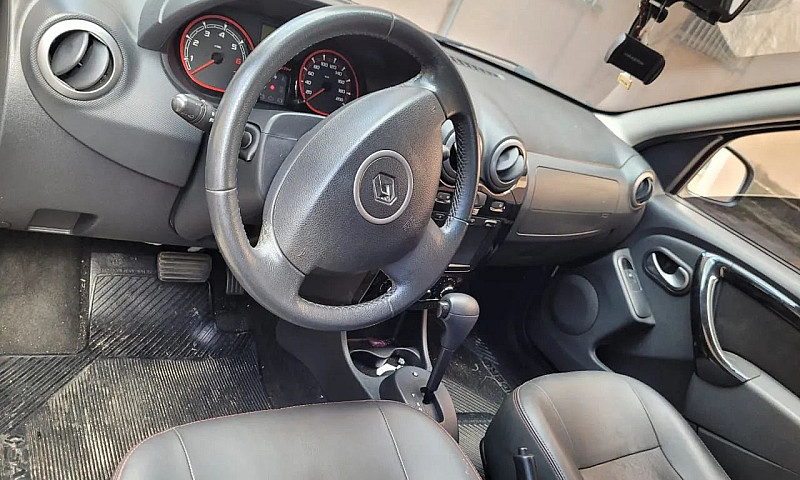 Renault Sandero Step...