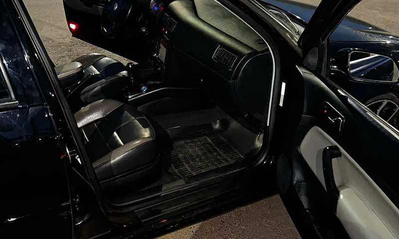 Volkswagen Golf Spor...