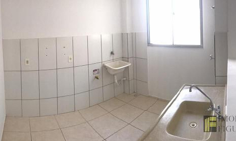 Apartamento Vila Ton...